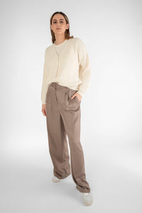 Kurze Strickjacke creme