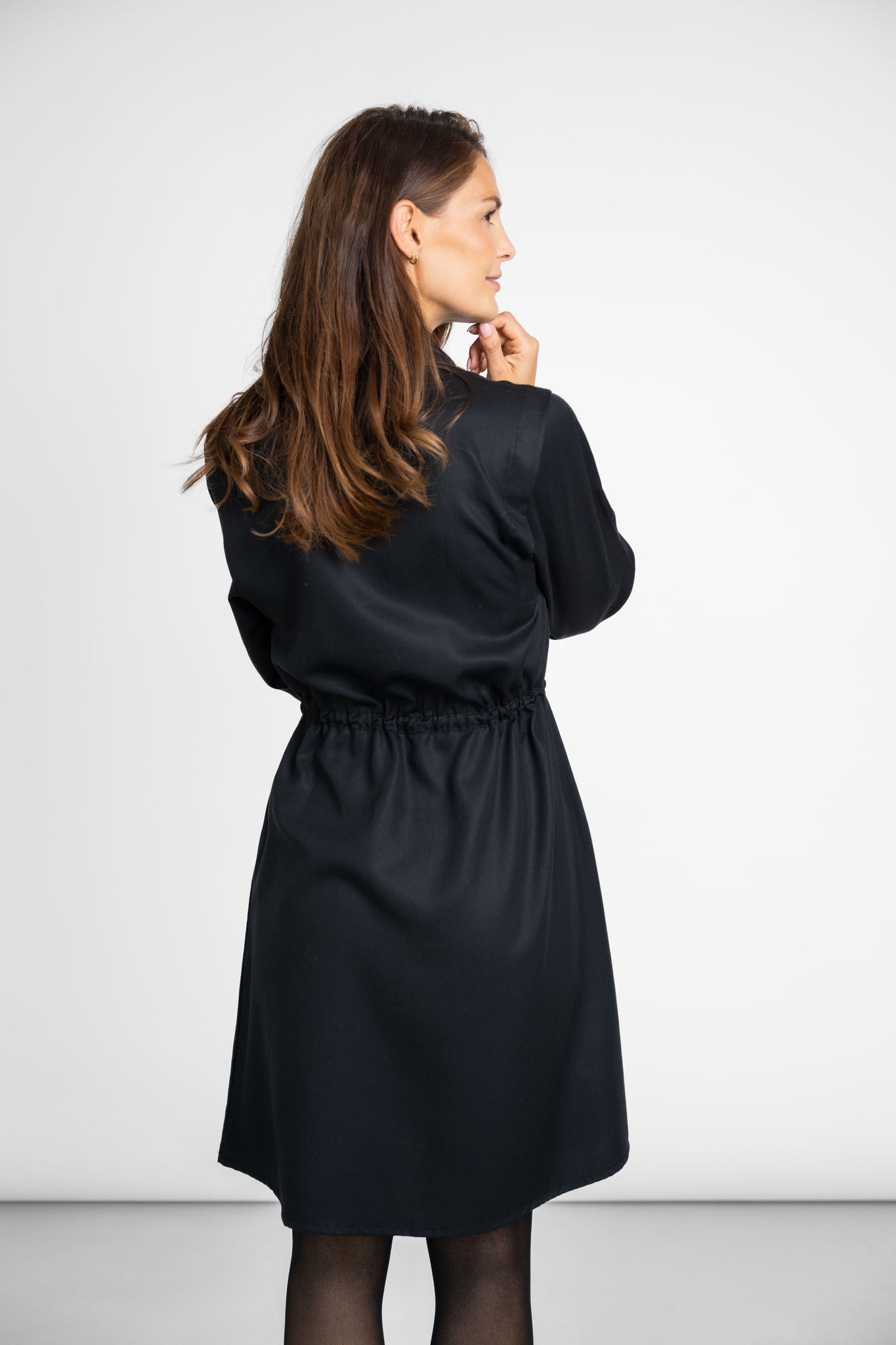 Kleid mit Tunnelzug Schwarz