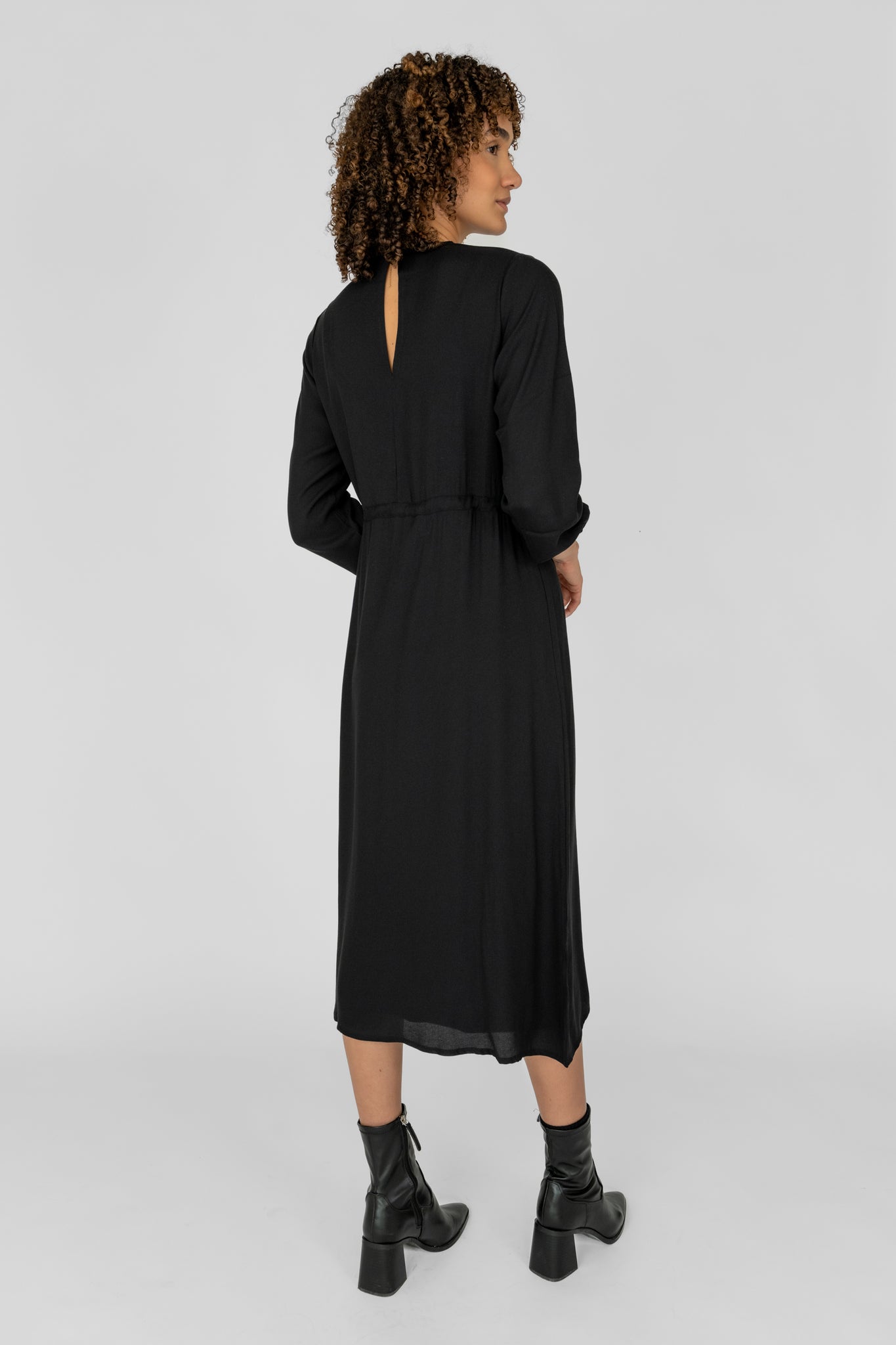 Midi dress with underdress 