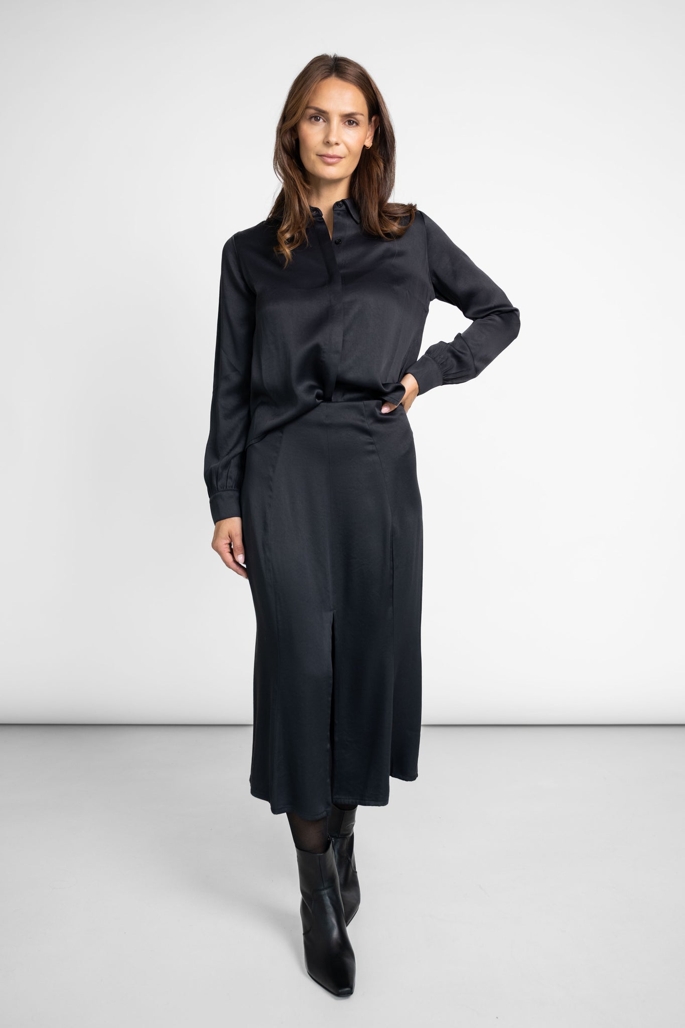 Satin Midirock schwarz