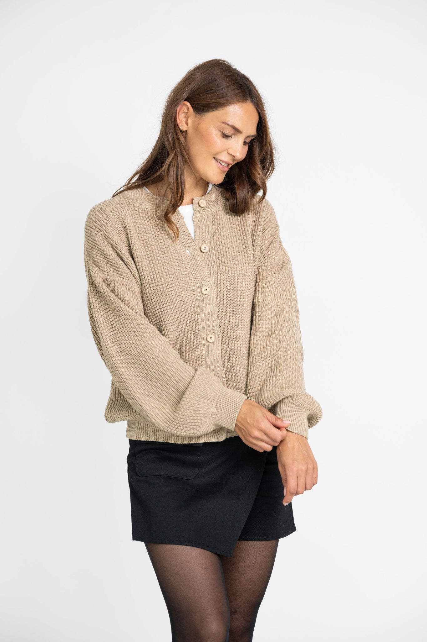 Boxy Cardigan sand