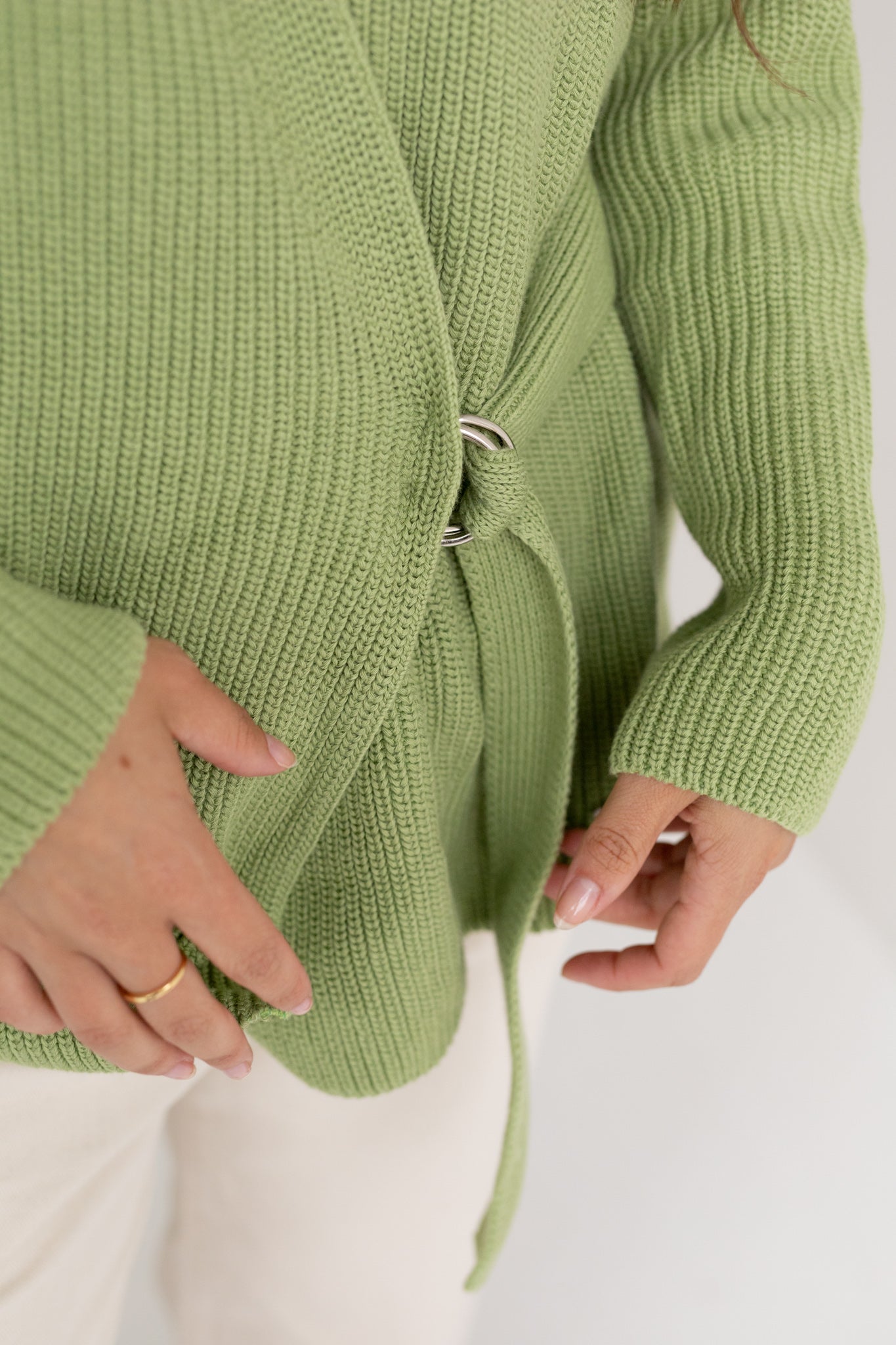 Cardigan in a light-green wrap look