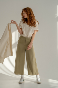Culotte aus 100% Lyocell; Nachhaltig produziert; Story of Mine Münster; Farbe khaki