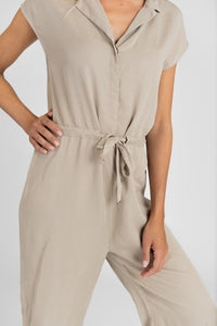 Lyocell Jumpsuit 2. Wahl, Nahaufnahme, von Story of Mine, nachhaltige Mode aus Münster