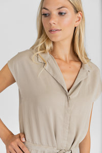 Lyocell Jumpsuit 2. Wahl von Story of Mine, Nahaufnahme,nachhaltige Mode aus Münster